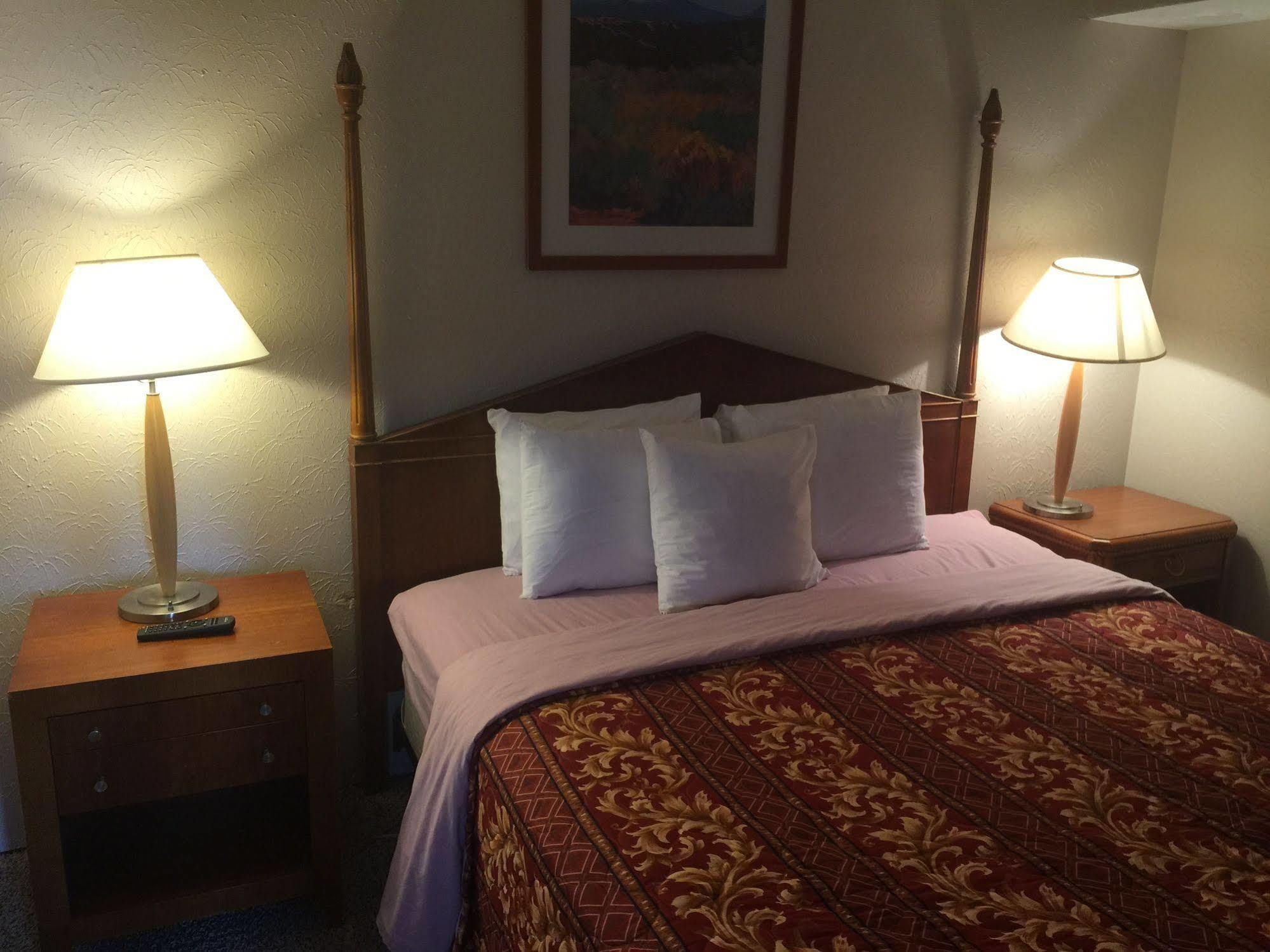 Executive Inn & Suites Beeville מראה חיצוני תמונה