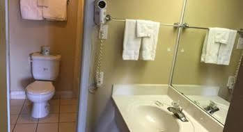Executive Inn & Suites Beeville מראה חיצוני תמונה