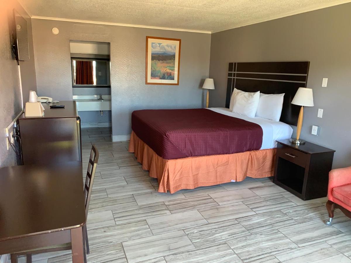 Executive Inn & Suites Beeville מראה חיצוני תמונה